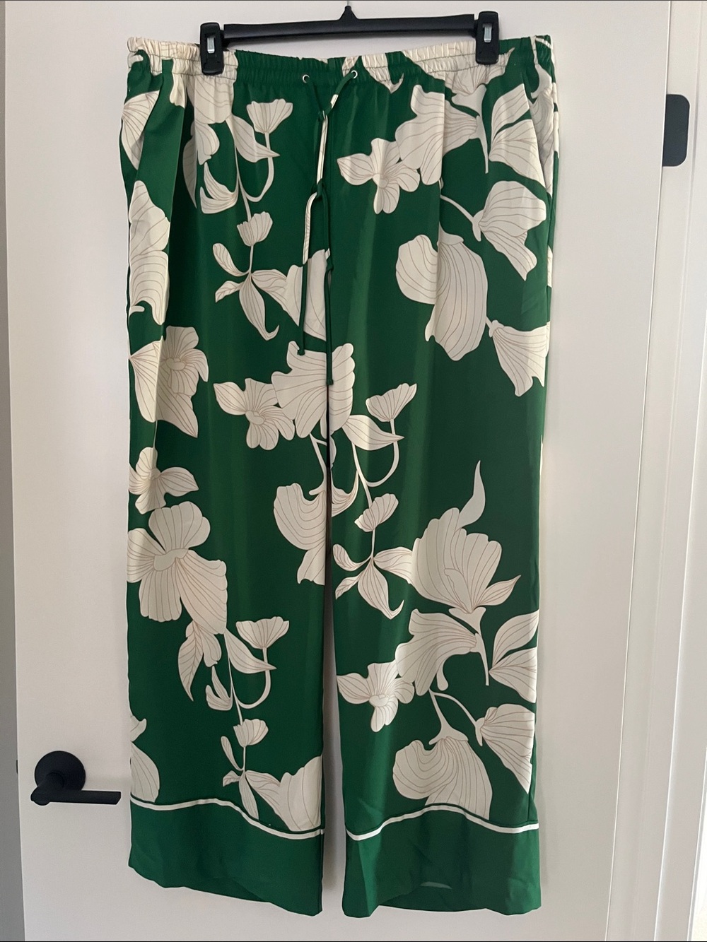 H&M Green Wide-Leg Floral Drawstring Pants